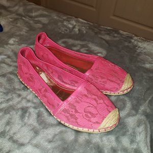 Pretty Jennifer Lopez Pink Lace Espadrilles